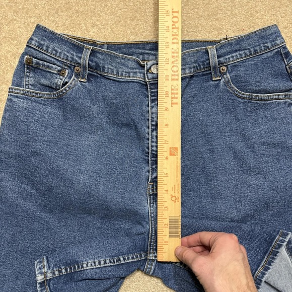 Vtg Levis 550 Jean Shorts Womens 16 W32 Blue Relaxed Fit 9 Bermuda Denim Stretch - Picture 6 of 10